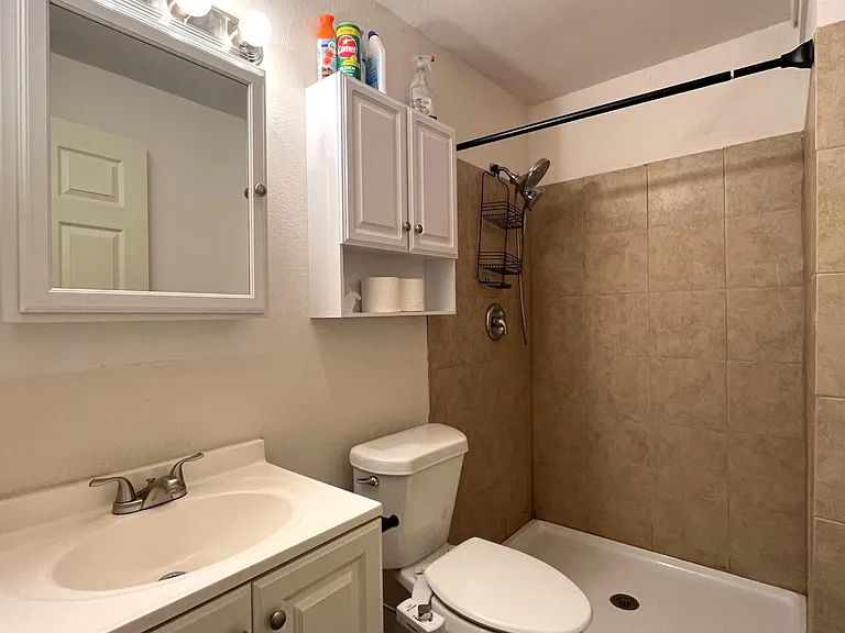 6718 Chelsea Wood — Photo 11