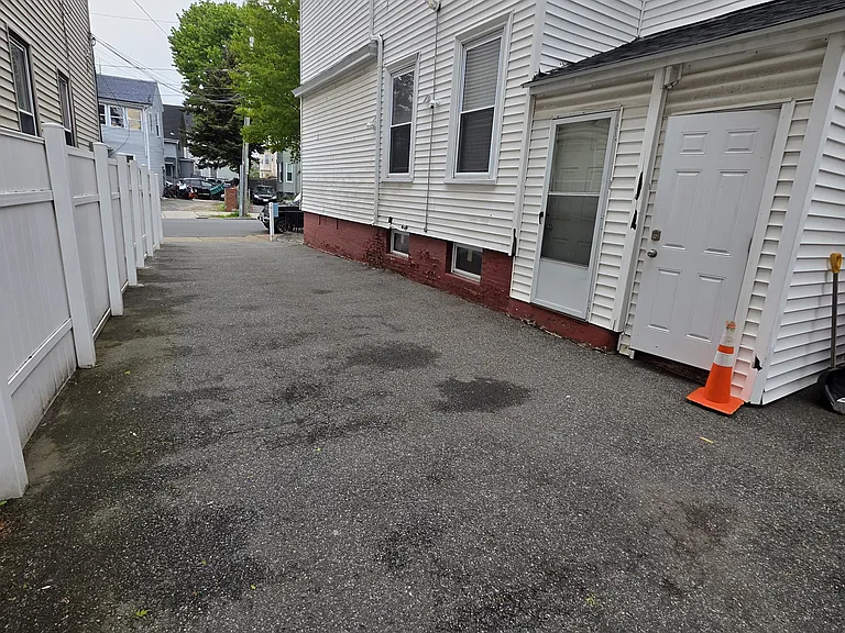 9 Hamilton Ave #2 — Photo 10