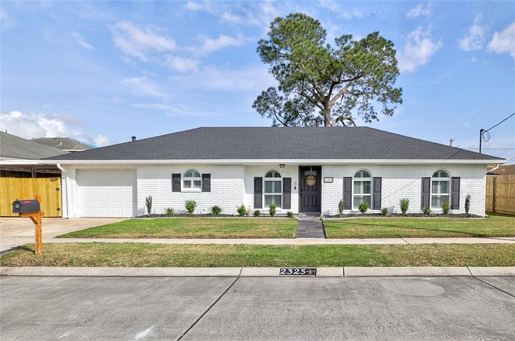 2325 Gallo Dr, Chalmette, LA 70043 Zillow