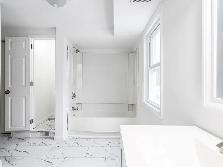 150 Mount Holly Ave — Photo 5