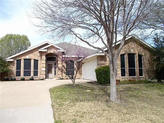 1st image of 15566 Appaloosa Dr