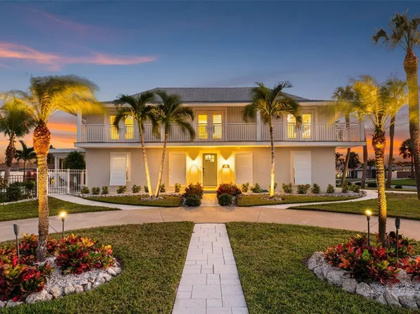 2605 Hibiscus Dr W, Belleair Beach, FL 33786