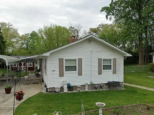 106 E Malta Rd, Oak Ridge, TN 37830