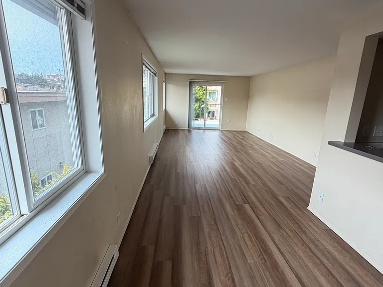 2028 NW 58th St #7 — Photo 6