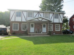 4116 Highview Pkwy, Hamburg, NY 14075