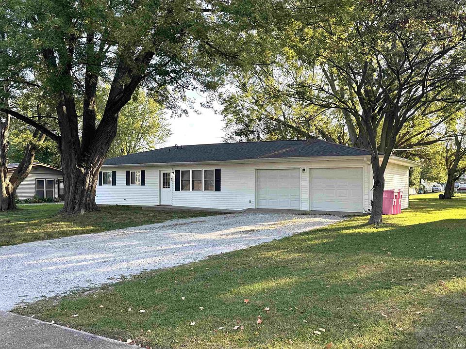 1st image of 320 N Englewood Dr