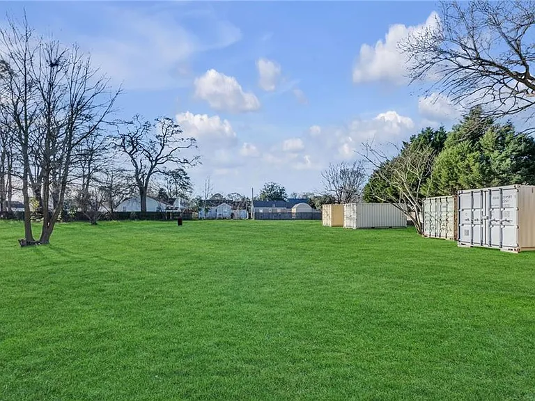 8411 Chesapeake Blvd — Photo 17