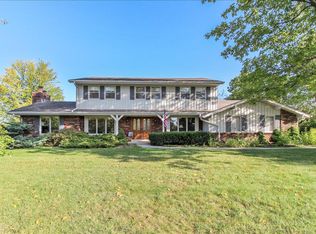 18280 Colline Vue Blvd, Brookfield, WI 53045