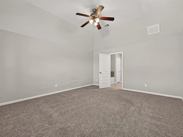 9227 Downing St — Photo 21