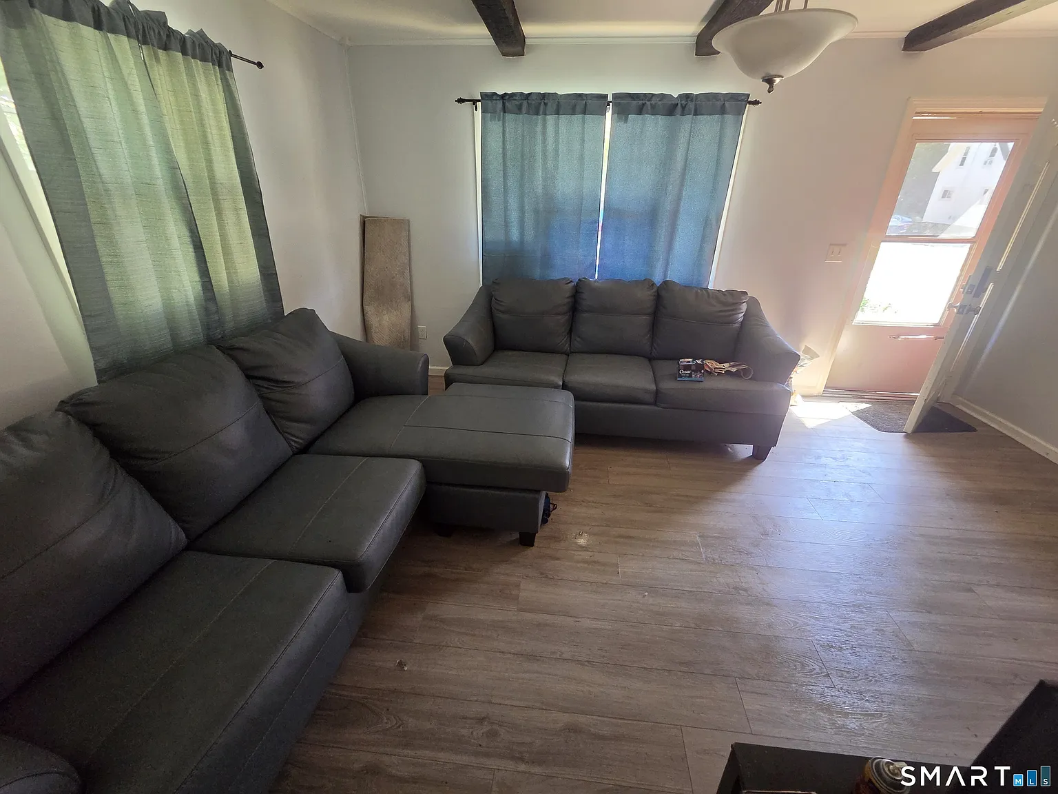 2 bed, 1.0 bath, 725 sqft, $2,400 — Photo 3