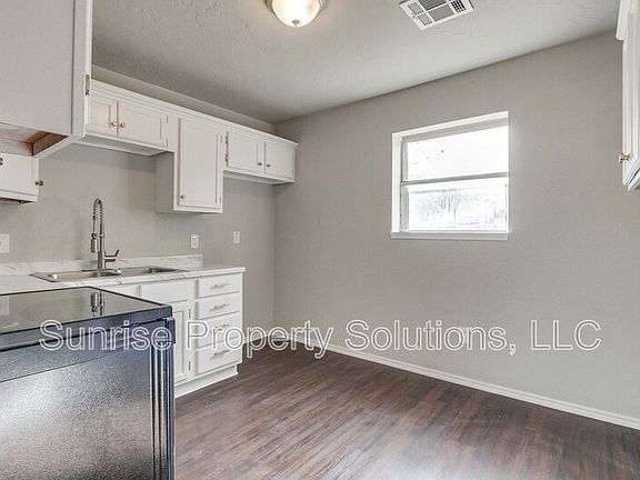 4th image of 4424 SE 38th St