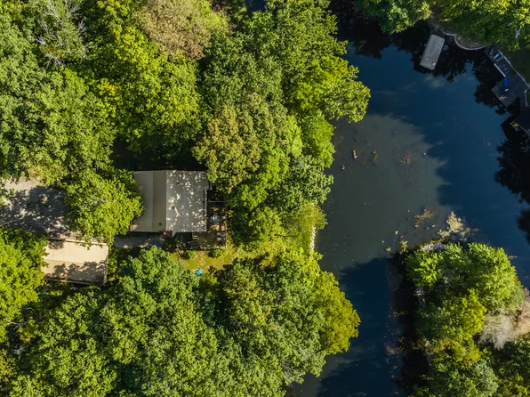 9565 E Rocky Fork North Dr, Brazil, IN 47834