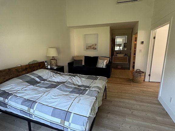 5th image of 6161 Caminito Baeza