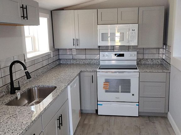 2nd image of 1507 Roberson Springs Rd