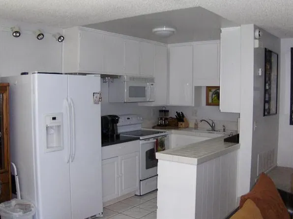 13855 Via Rimini, San Diego, CA 92129