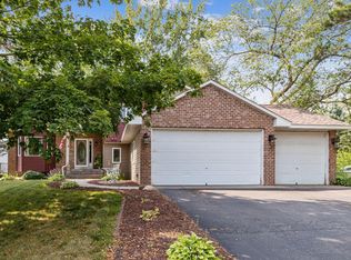 9854 Hamline Ave N, Circle Pines, MN 55014