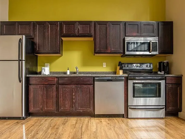 2320 Lofts — Photo 39