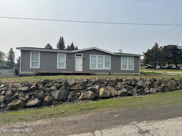 1095 D St, Plummer, ID 83851