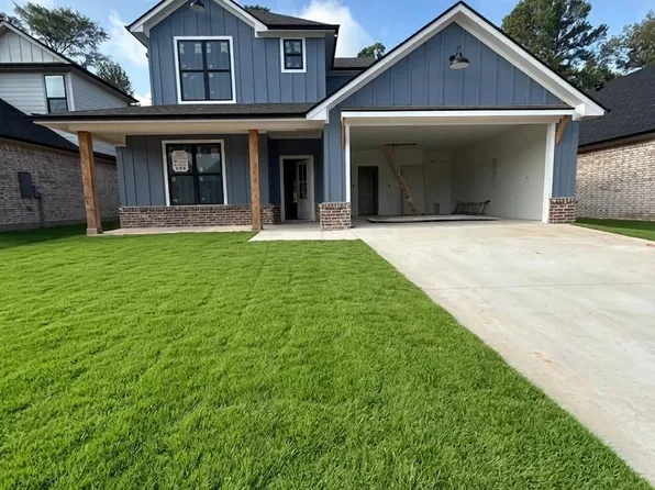 7933 Greenhill Dr, Tyler, TX 75703