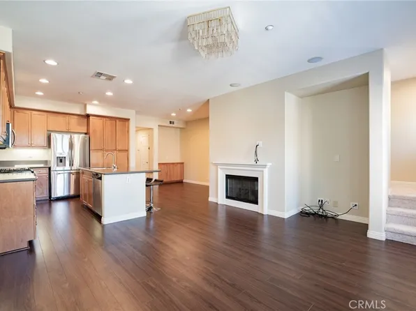 26 Vintage, Irvine, CA 92620
