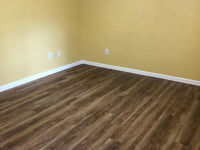 Upstairs bedroom 1