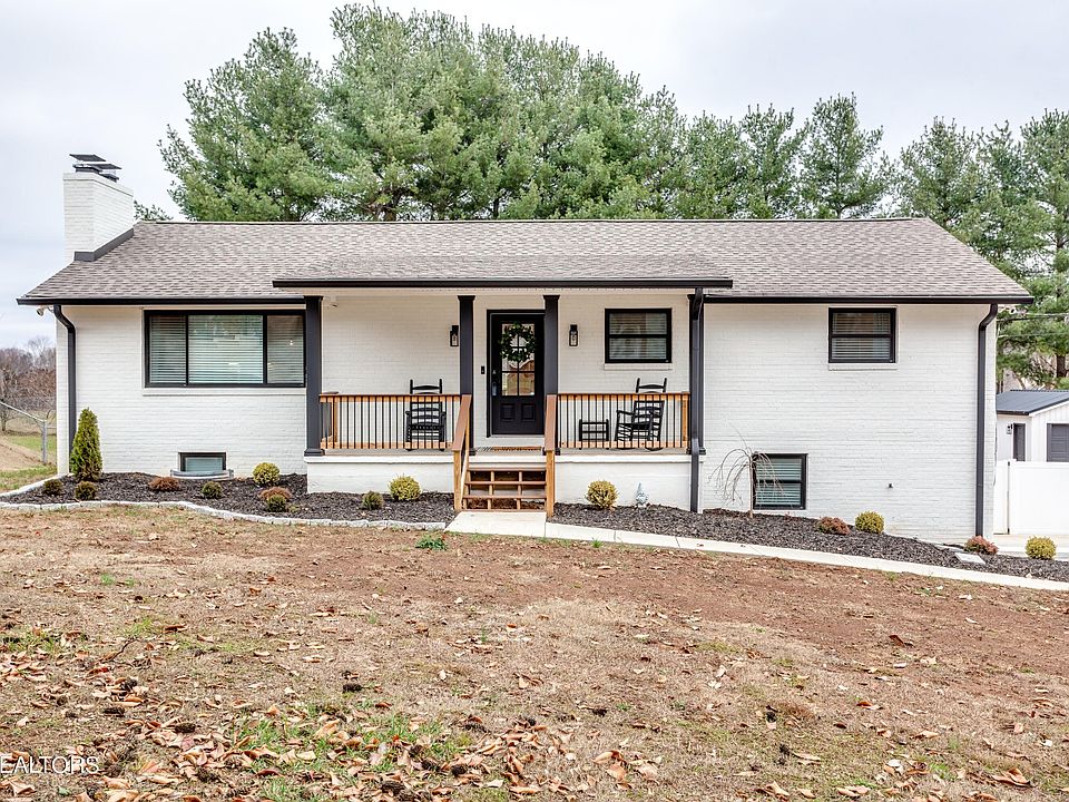 1st image of 2516 Lesa Ln