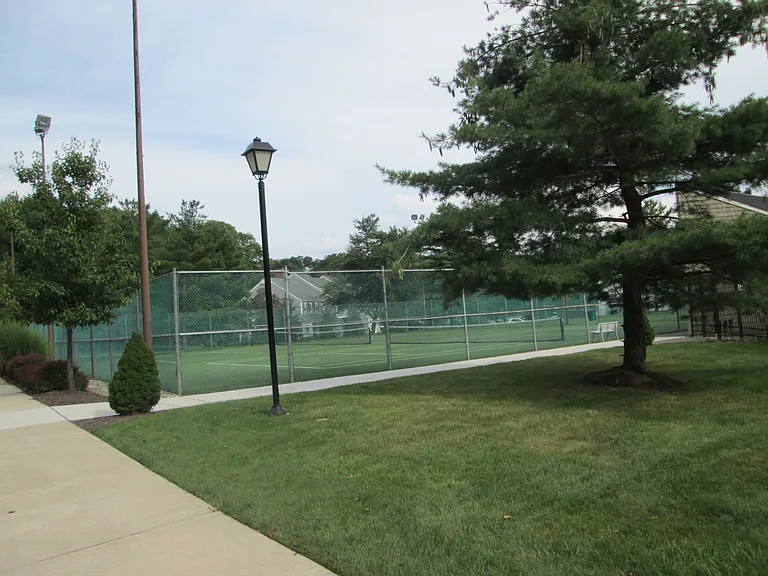 28 Aberdeen Dr — Photo 26