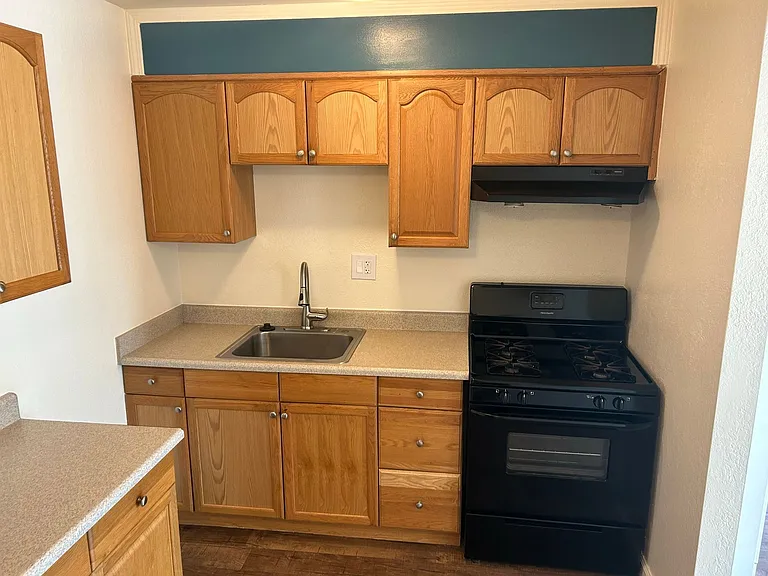 450 - Harbor Breeze — Photo 29