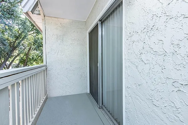 Wymore 360 Apartments — Photo 31