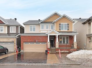 210 Rivertree St, Kanata, ON K2M 0J3