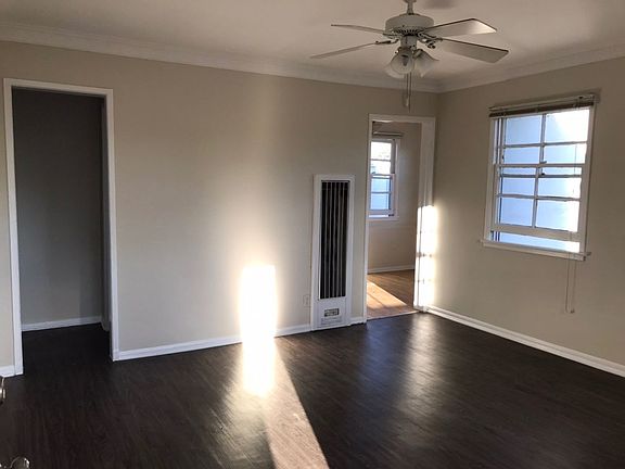 3rd image of 611 Levering Ave #7