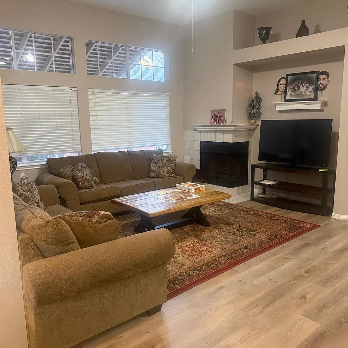 3 bed, 2.0 bath, 1450 sqft, $2,000 — Photo 4
