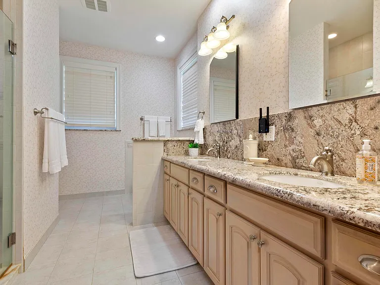 1321 Pelham Rd — Photo 25