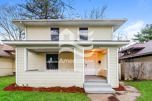 829 E Dayton St Photo 1