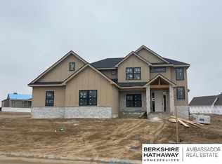 11687 124th St, Papillion, NE 68046