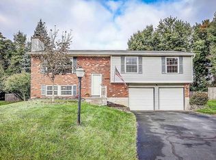 5801 Golden Oak Ct, Dayton, OH 45424