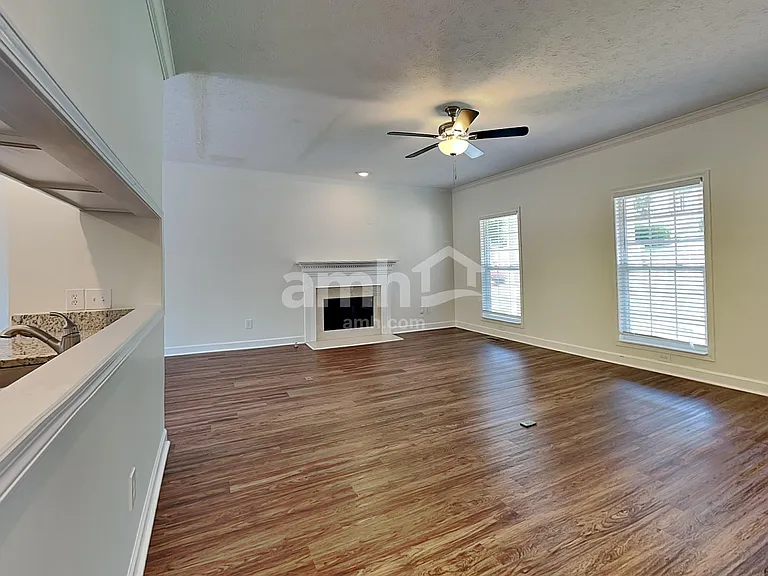 127 Paige Park Ln — Photo 6