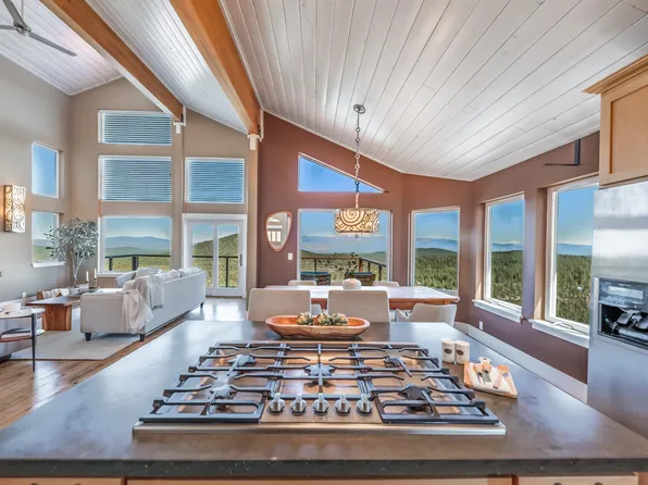 12957 Pinnacle Loop #6, Truckee, CA 96161