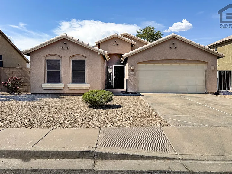 12614 W Avalon Dr — Photo 1