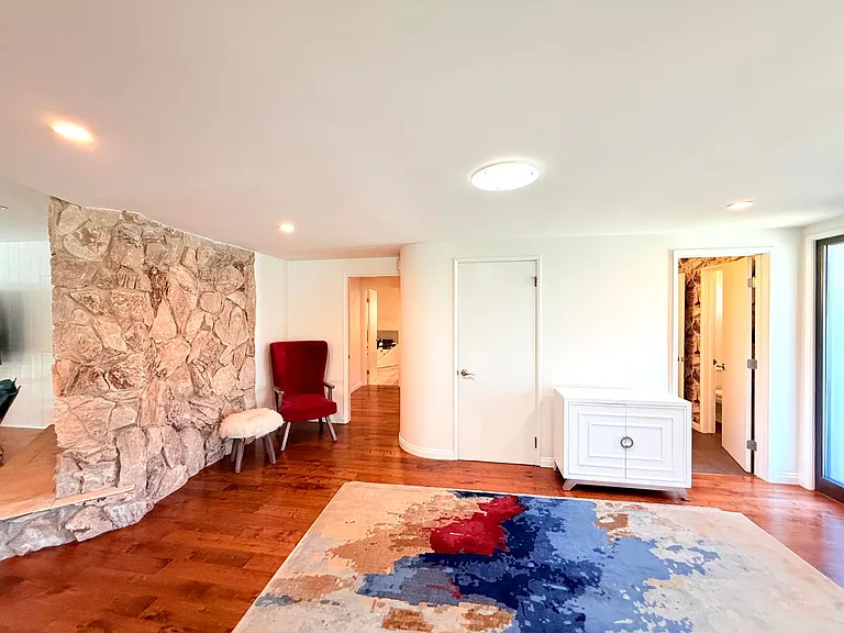 5500 Shenandoah Ave — Photo 5