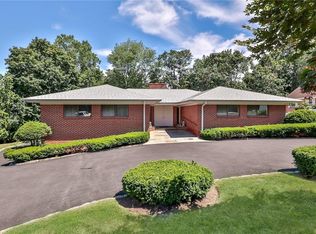 621 Purchase St, Rye, NY 10580