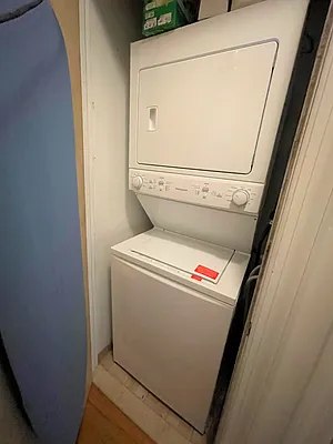 Rented by C2R Management LLC | media 6