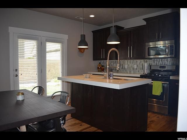 1st image of 11702 S Stafford View Dr