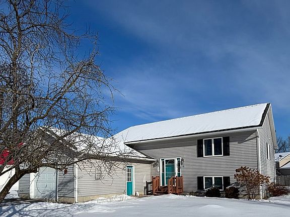 3rd image of 9 Andy Avenue