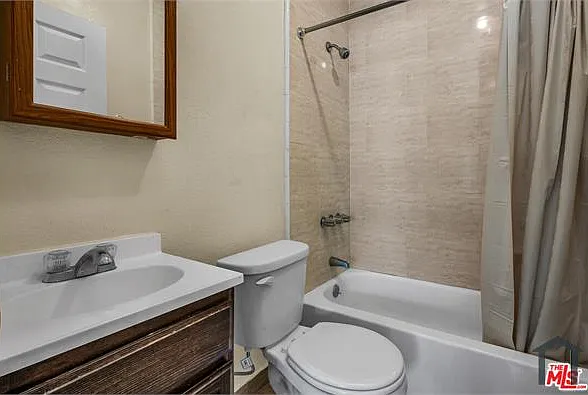 Studio, 400 sqft, $1,500 — Photo 4