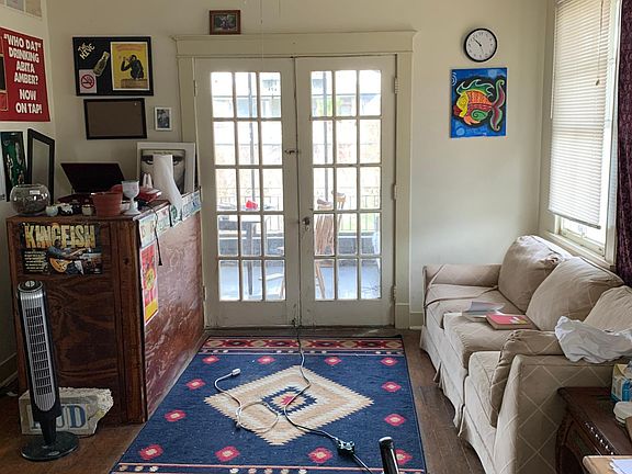 2nd image of 2133 Broadway St