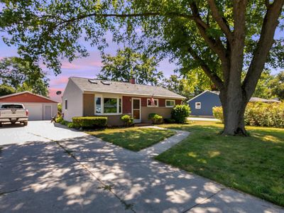 3401 East Bonnie DRIVE, Oak Creek, WI, 53154