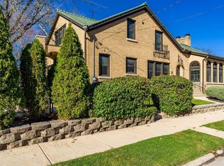 2135 Guilford Rd, Rockford, IL 61107