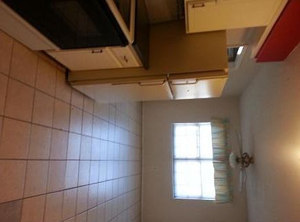 3rd image of 1819 E Lindsey St APT 4