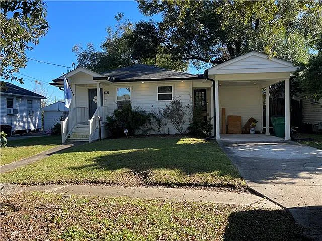 3 bed, 2.0 bath, 1260 sqft, $2,200 — Photo 3